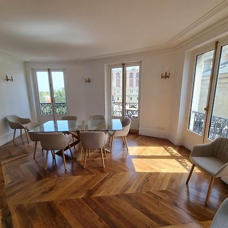 Face Chateau St Germain En Laye, Appartement 4 A 6 Personnes, 23 Min De Paris Champs-Elysees Saint-Germain-en-Laye Dış mekan fotoğraf