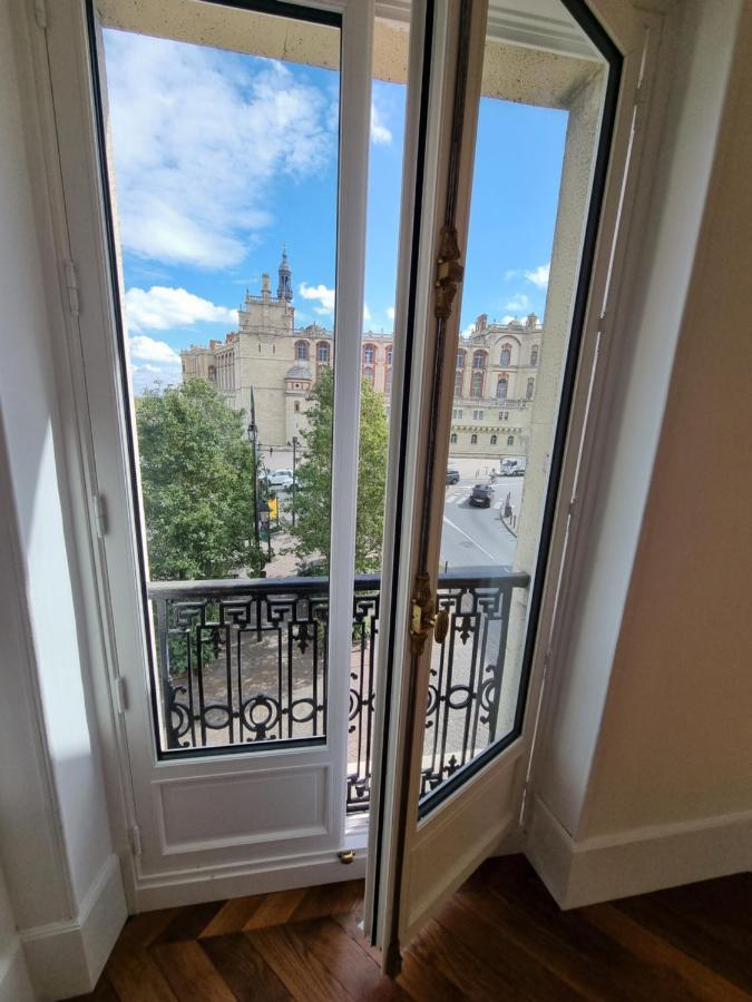 Face Chateau St Germain En Laye, Appartement 4 A 6 Personnes, 23 Min De Paris Champs-Elysees Saint-Germain-en-Laye Dış mekan fotoğraf