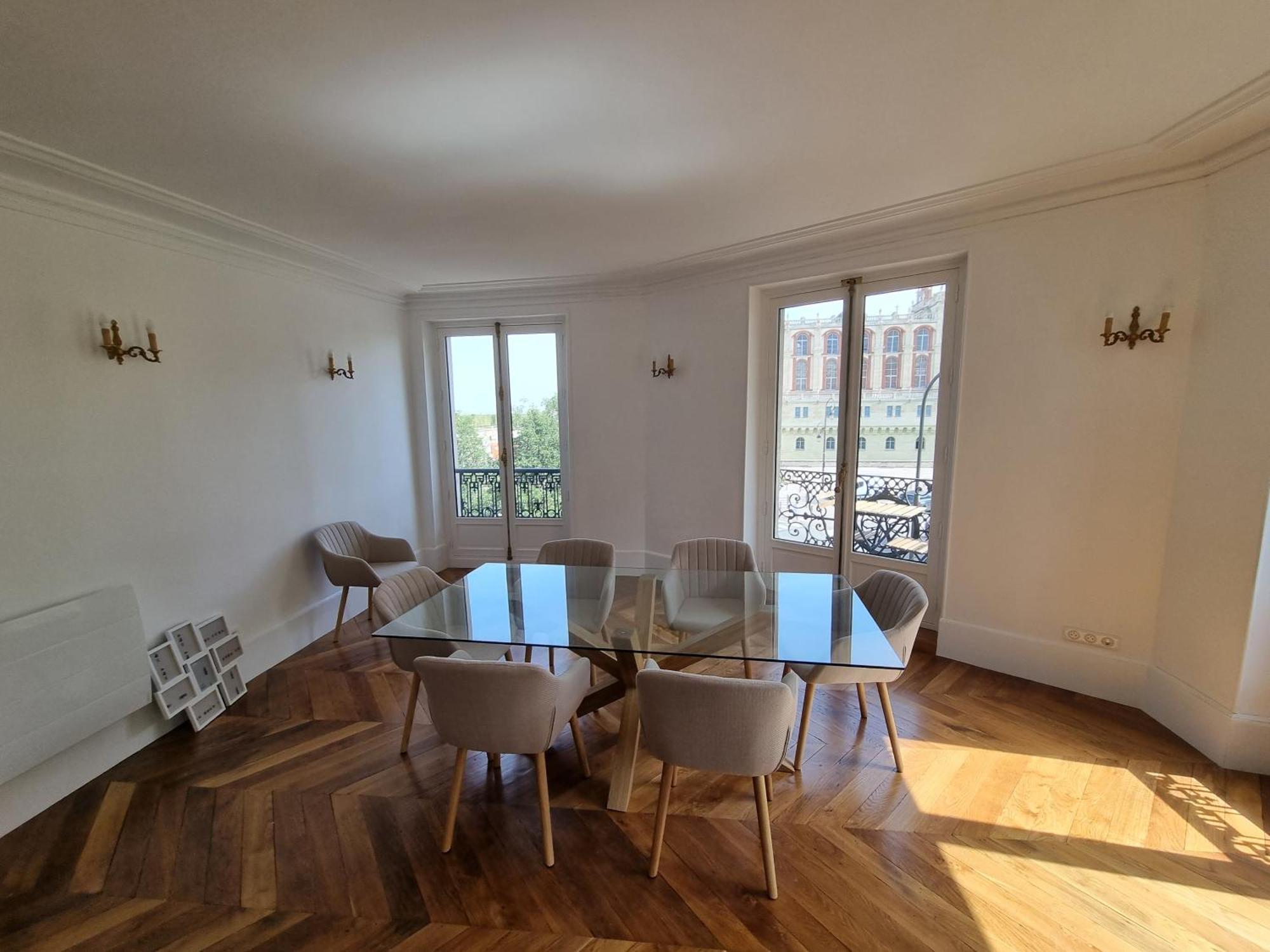 Face Chateau St Germain En Laye, Appartement 4 A 6 Personnes, 23 Min De Paris Champs-Elysees Saint-Germain-en-Laye Dış mekan fotoğraf